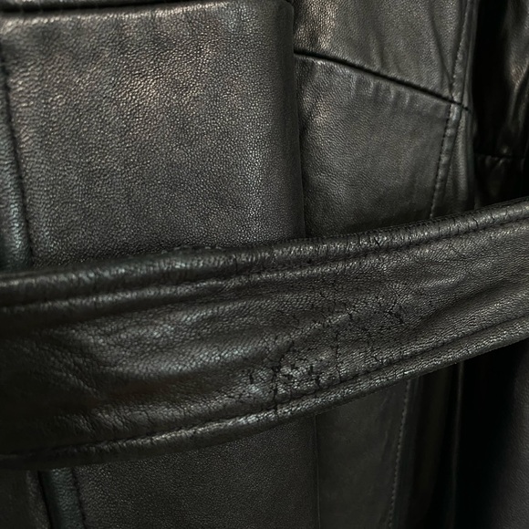 Vintage Wilson’s Leather Trench Coat - Picture 6 of 7